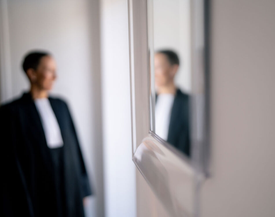 KARINE-DE-LUCA-AVOCAT-FAMILLE--30 KARINE-DE-LUCA-AVOCAT-FAMILLE--30